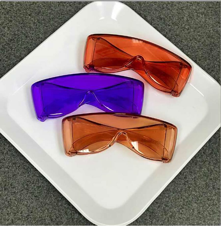 Best Low Vision Glasses for Macular Degeneration